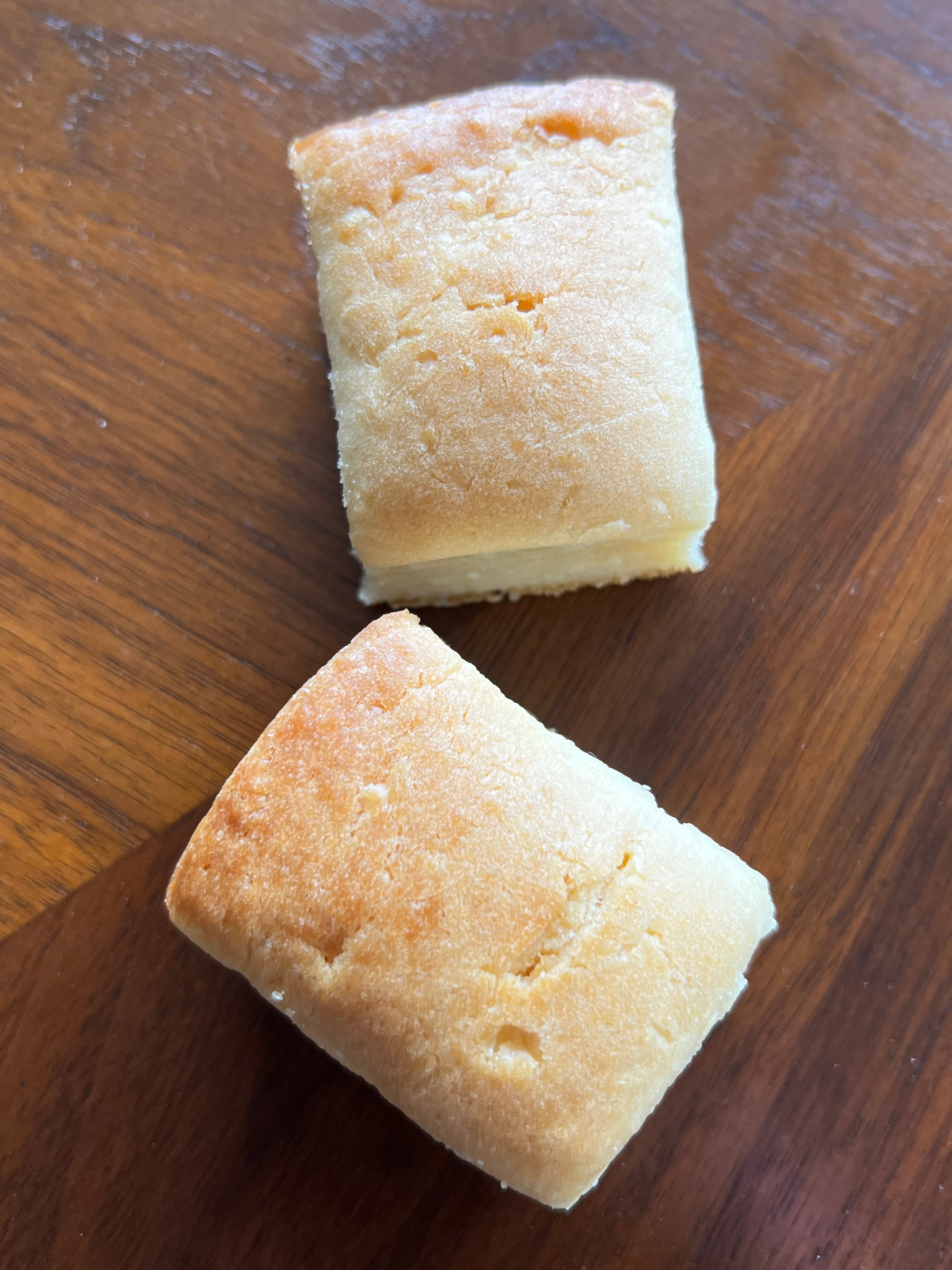 Classic Bahamian Johnny Cakes (2-Pack)